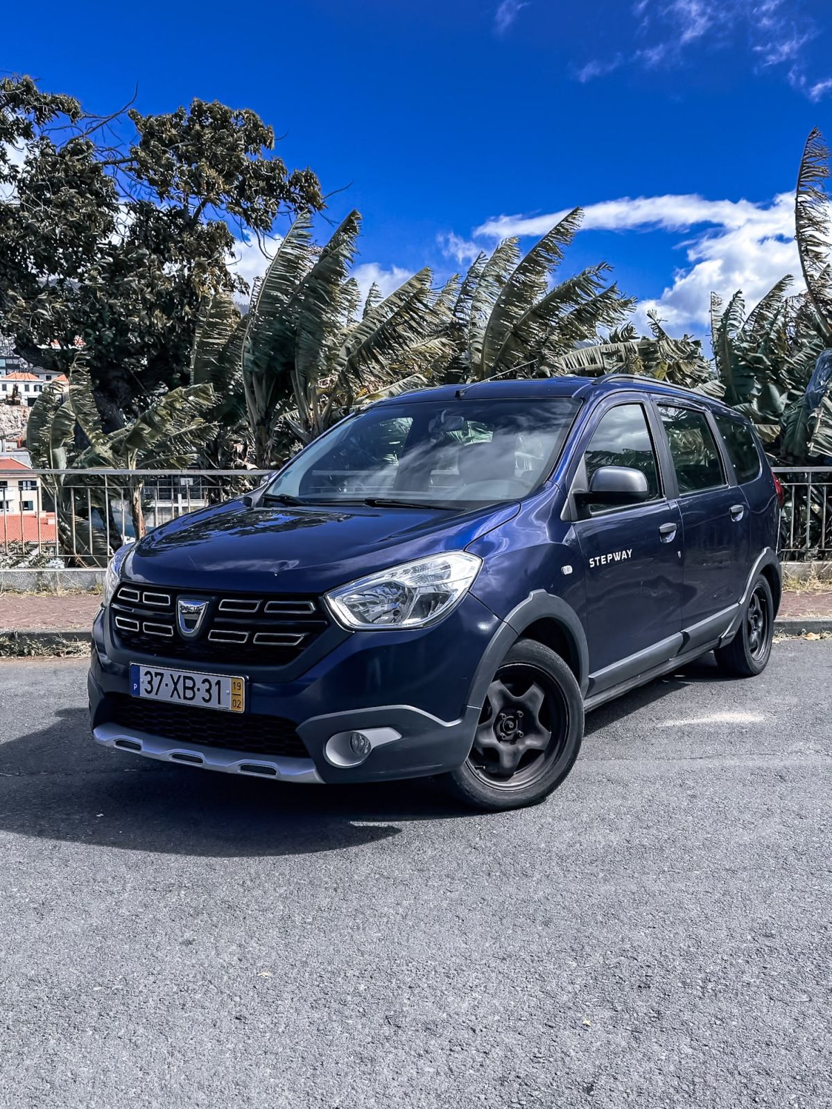 Thumbnail 13 - Dacia Lodgy