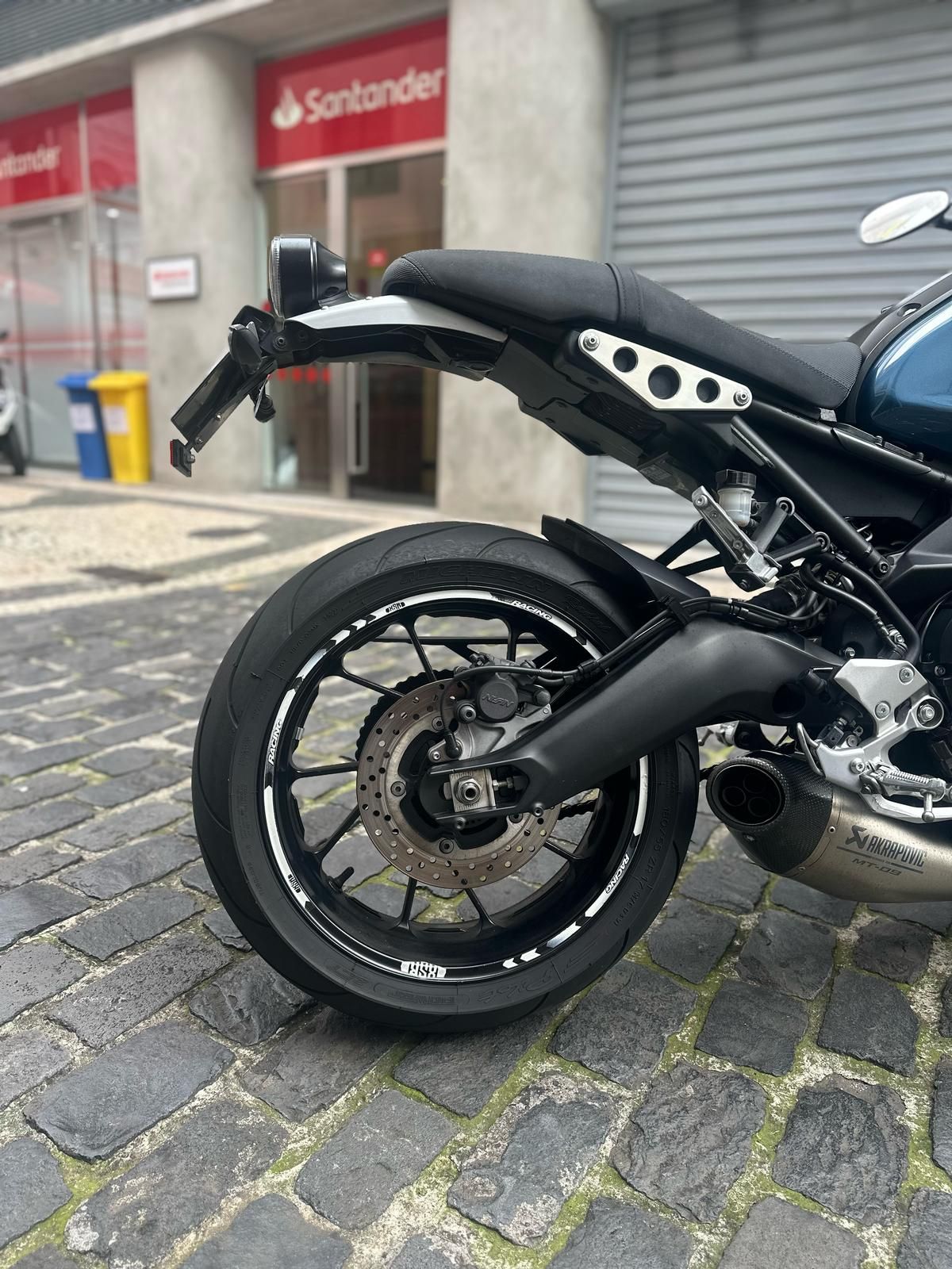 Thumbnail 9 - Yamaha XSR 900