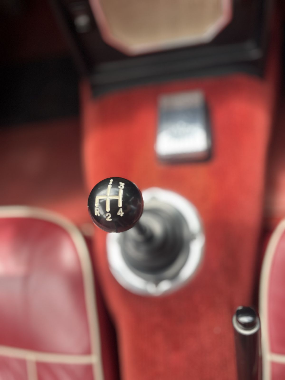 Thumbnail 12 - Mg MGC GT