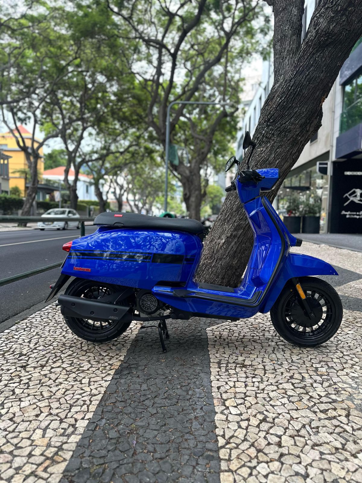 Thumbnail 4 - Lambretta V125 Special