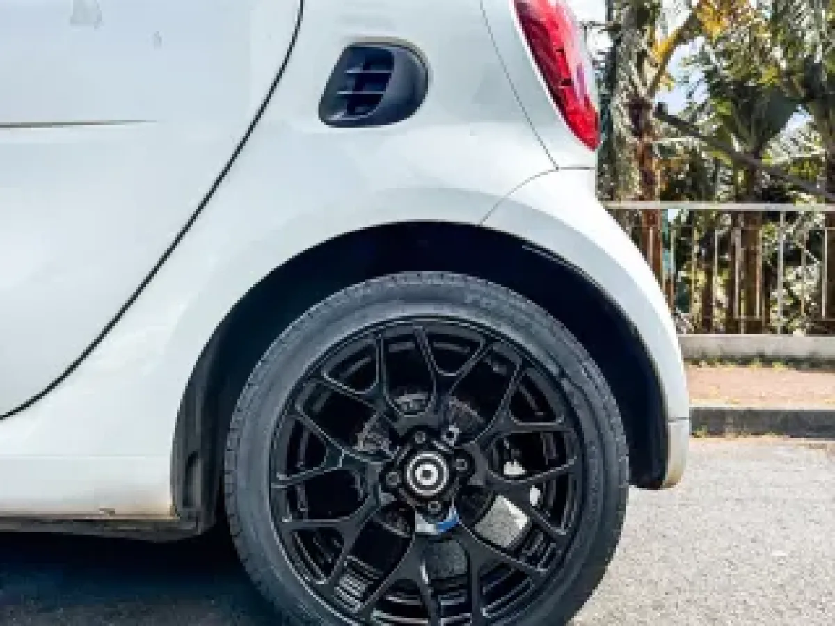 Thumbnail 11 - Smart Fortwo