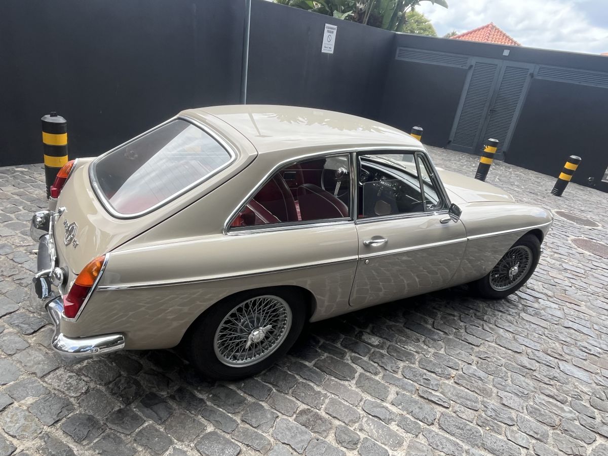 Thumbnail 4 - Mg MGC GT