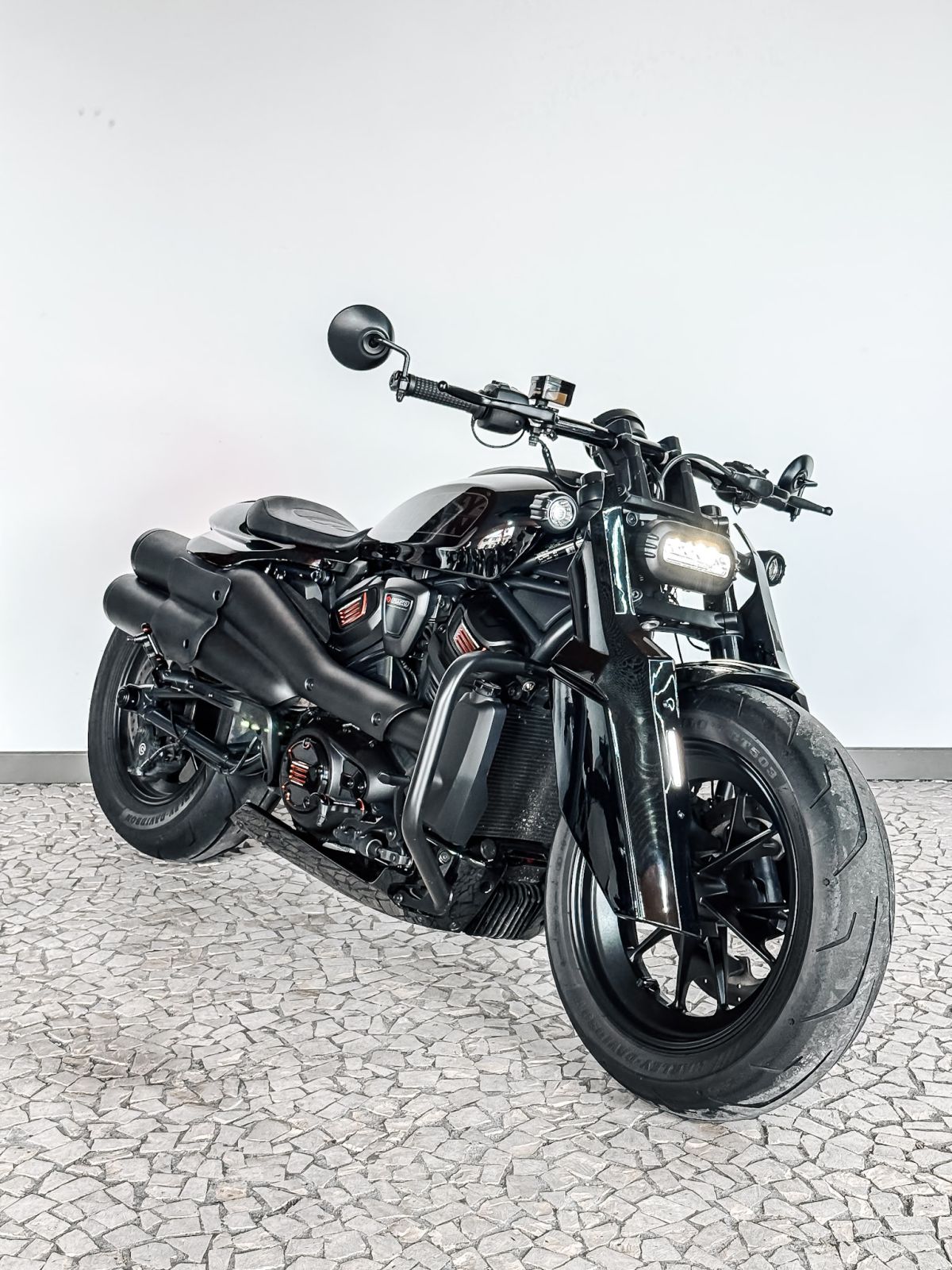 Thumbnail 9 - Harley Davidson Sportster S