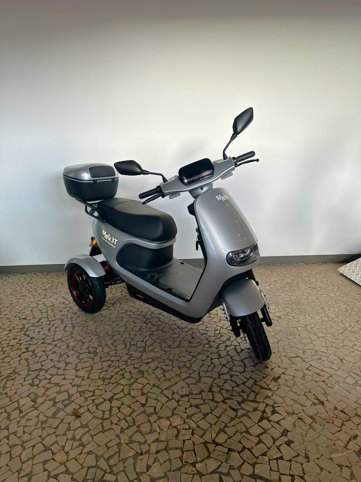 Thumbnail 6 - MeV TRICICLO