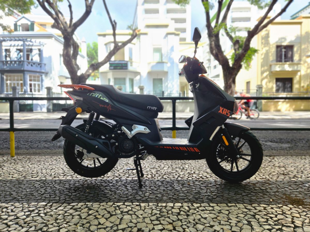 Thumbnail 6 - Mitt Xrs