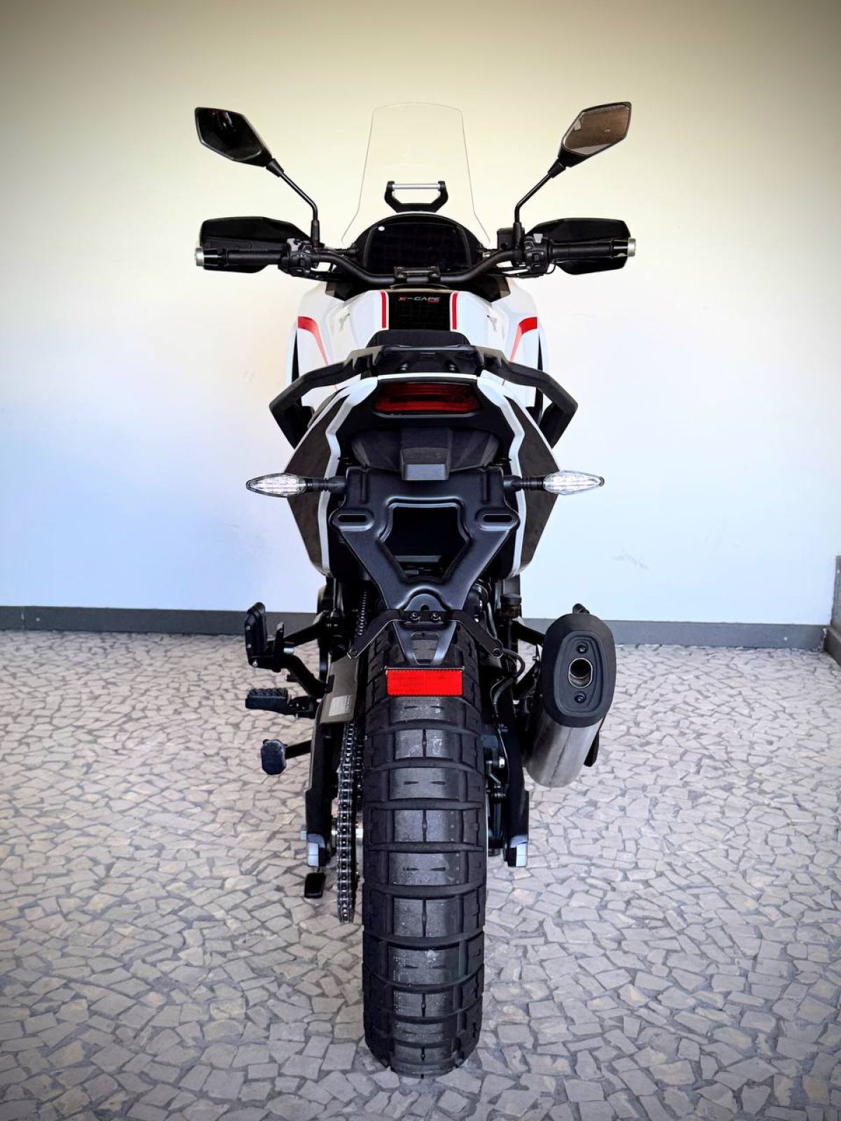 Thumbnail 8 - Moto Morini XCAPE 700 GOLD EDITION
