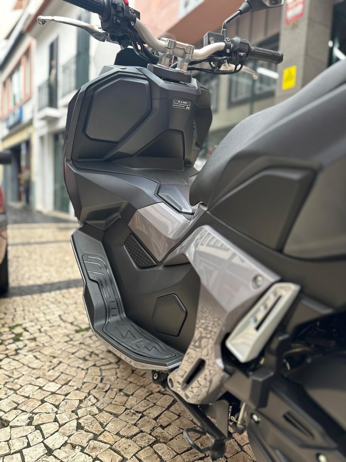 Thumbnail 12 - Mitt 125 ADV