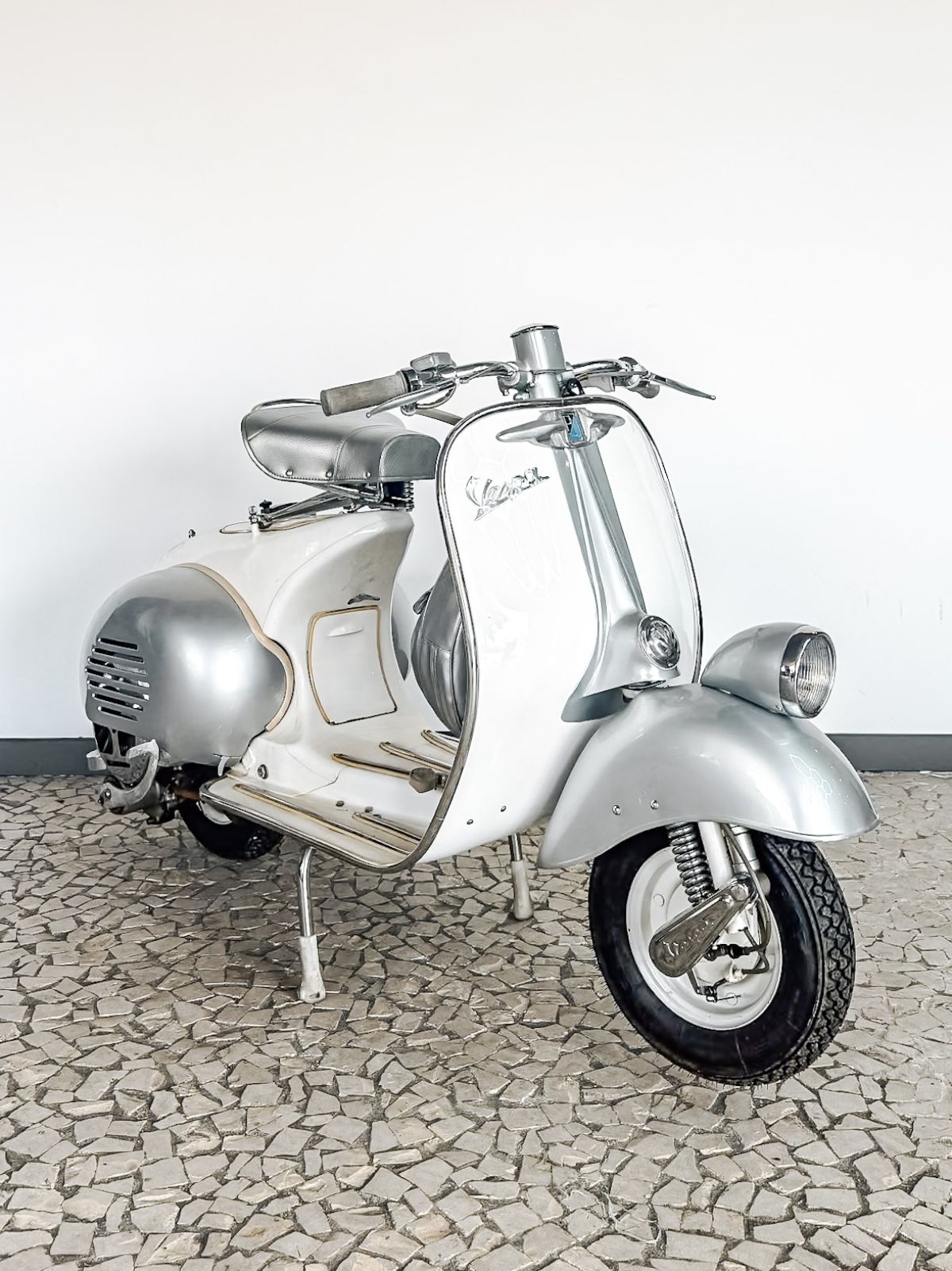 Thumbnail 8 - Vespa ACMA 150
