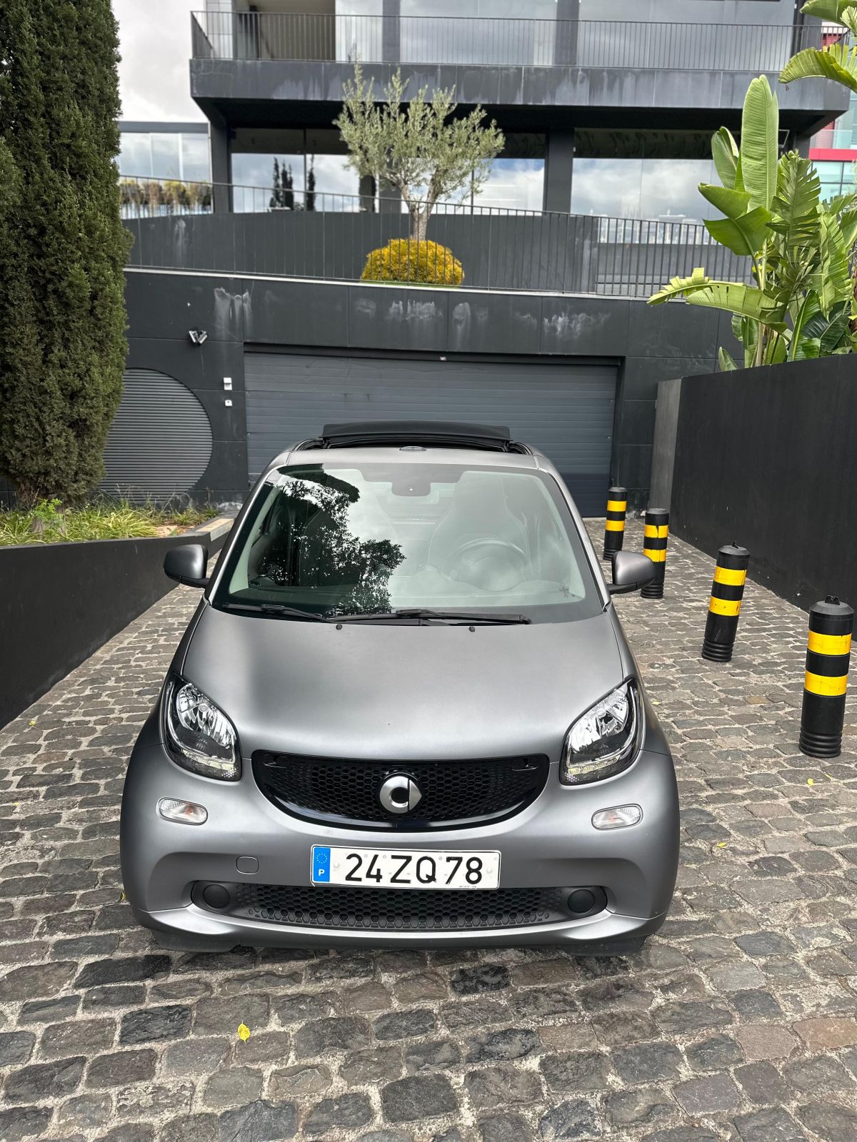 Thumbnail 3 - Smart Fortwo