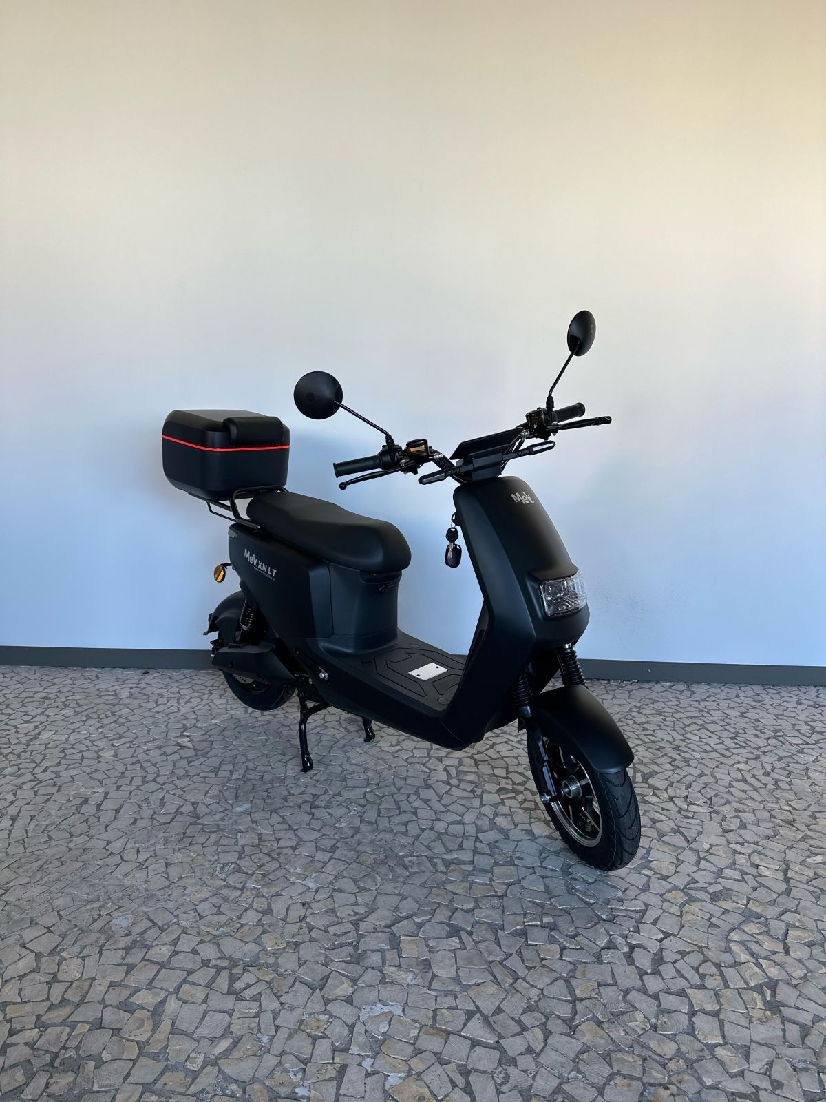 Thumbnail 2 - MeV XN LT