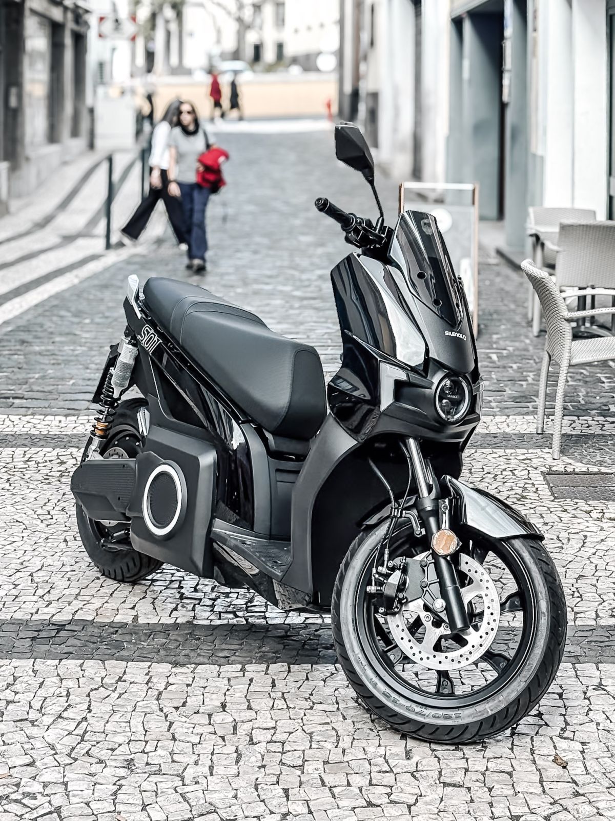 Thumbnail 6 - Silence Silence S01