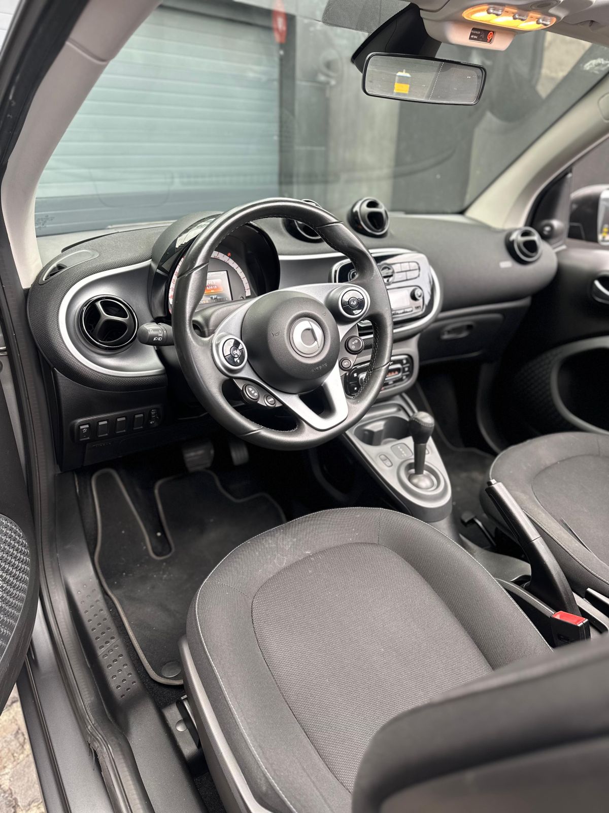 Thumbnail 5 - Smart Fortwo