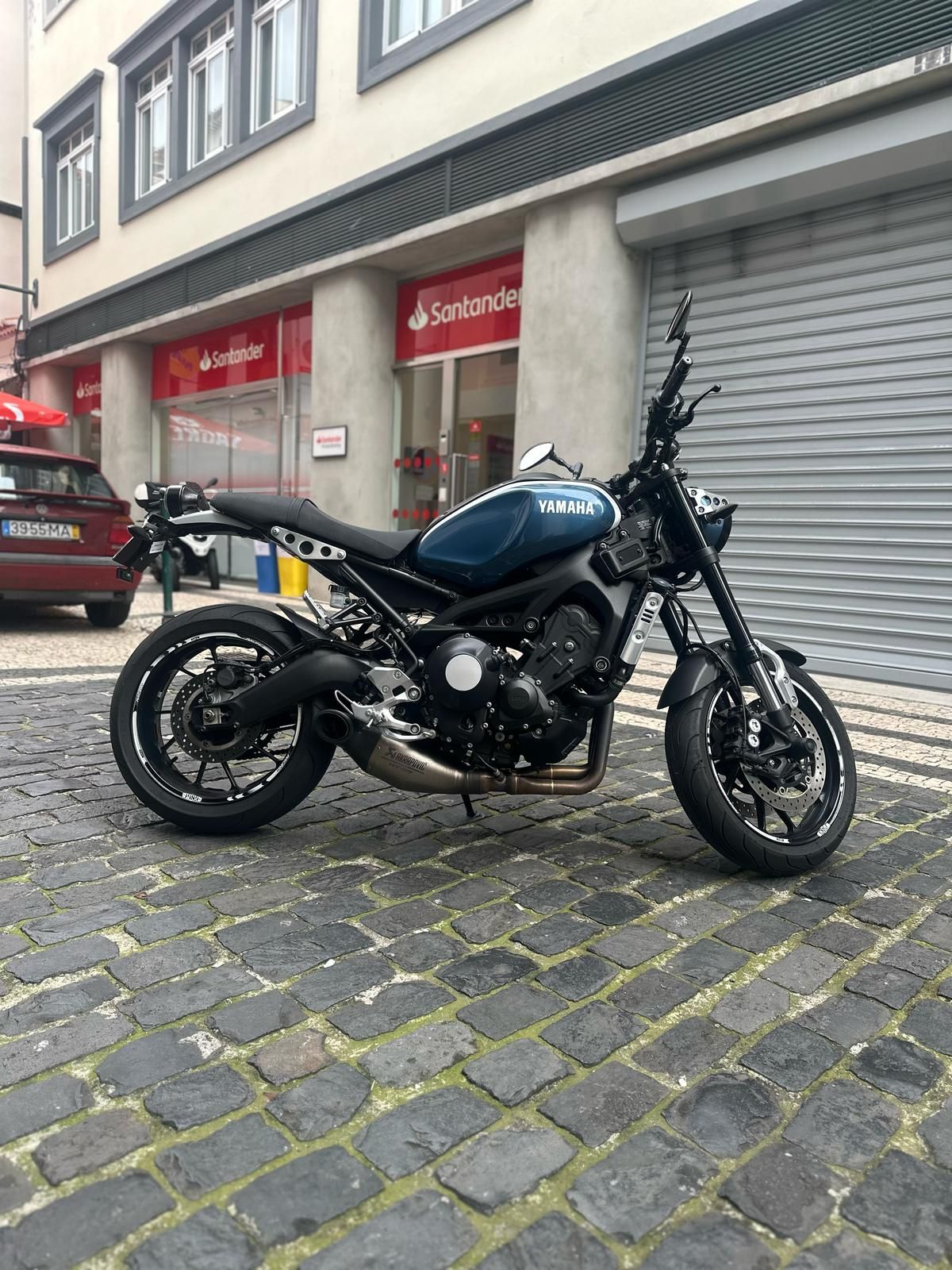 Thumbnail 5 - Yamaha XSR 900