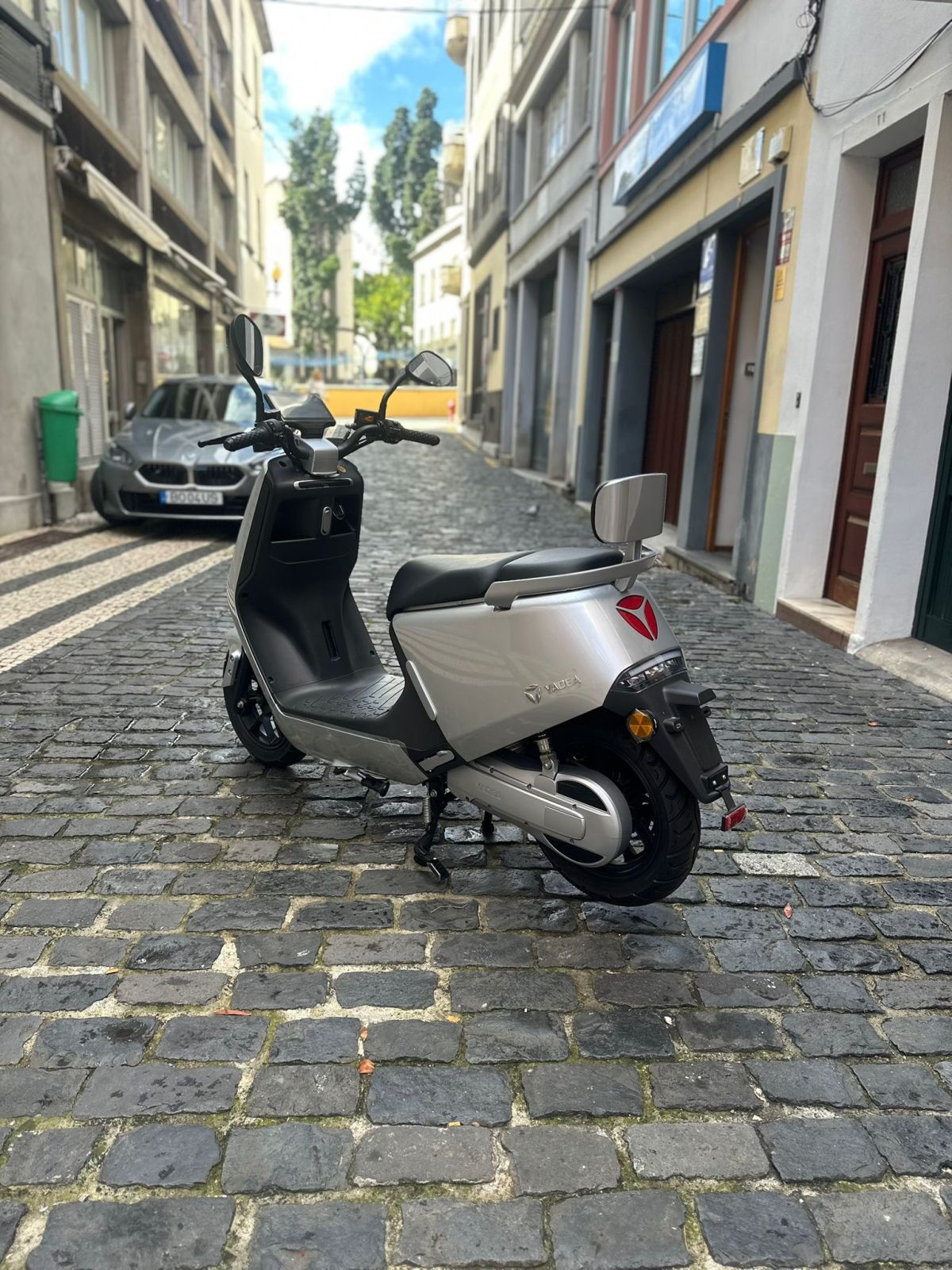 Thumbnail 4 - Yadea G5 PRO