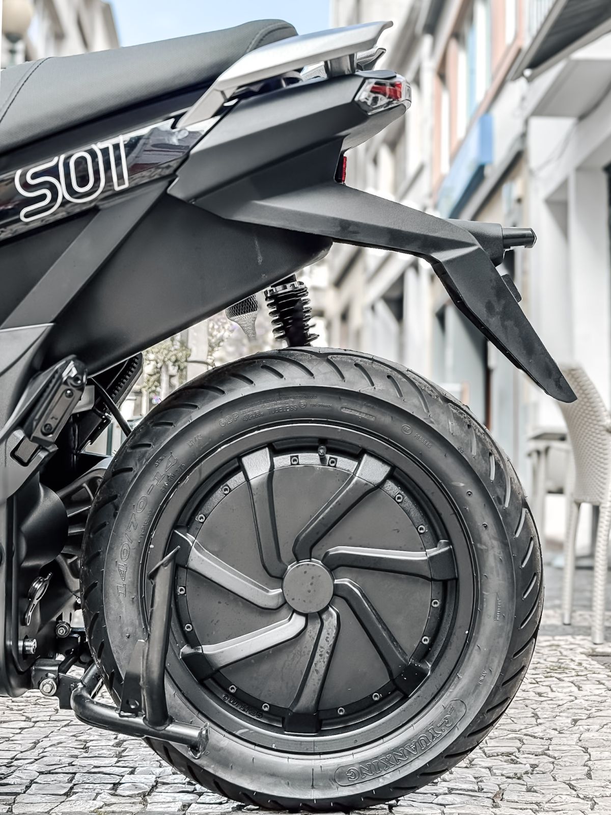 Thumbnail 8 - Silence Silence S01