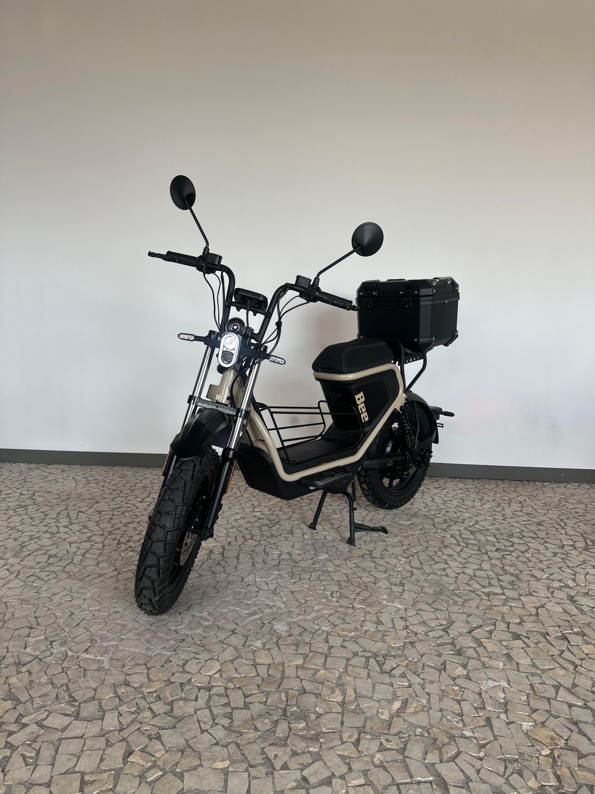 Thumbnail 9 - BEE Mini Trail