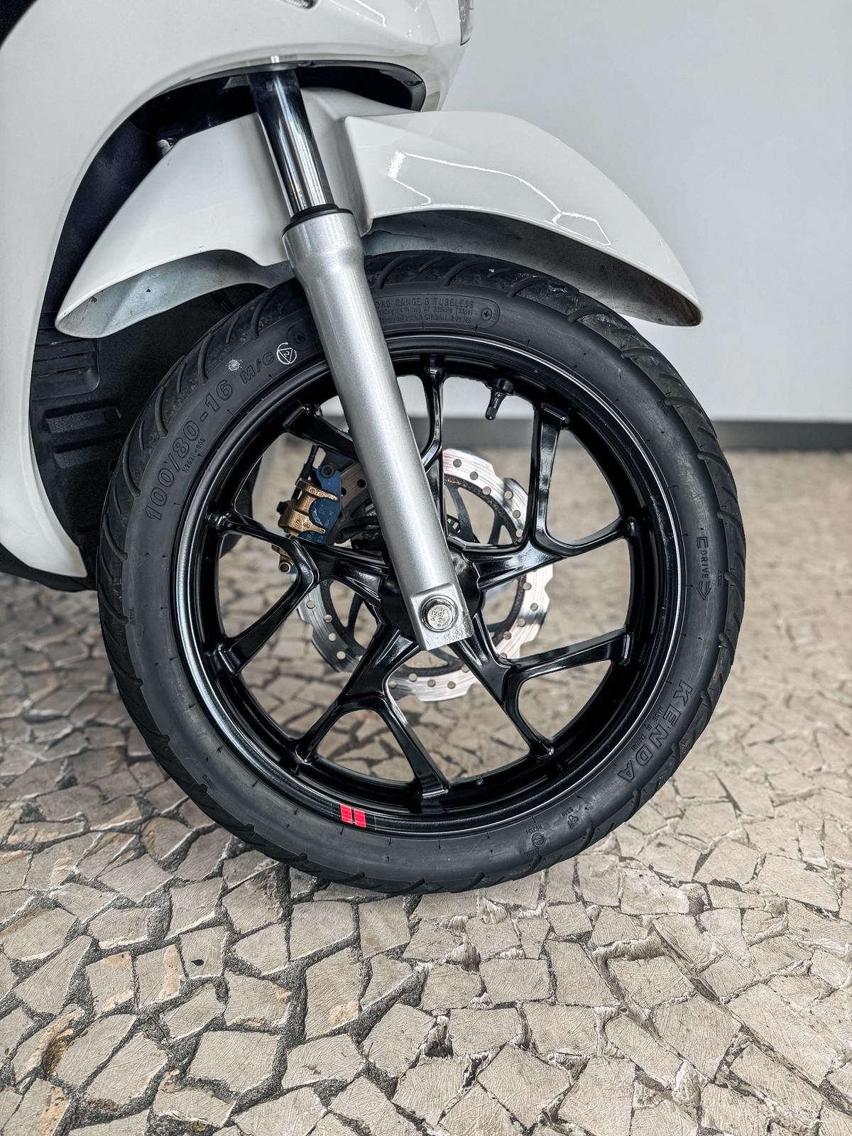 Thumbnail 10 - Piaggio Medley S