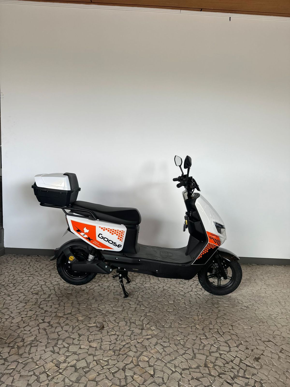 Thumbnail 5 - Vortex Goose Fox