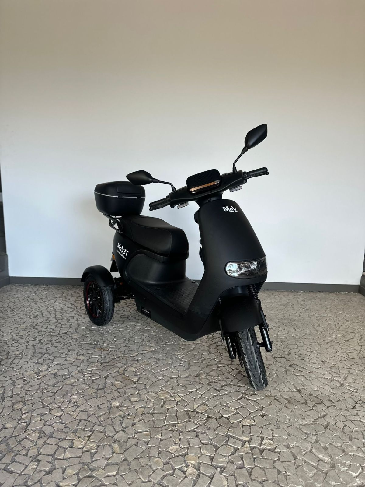 Thumbnail 2 - MeV TRICICLO