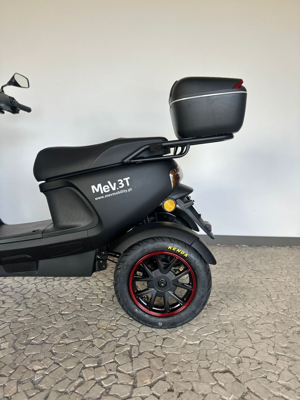 Thumbnail 6 - MeV TRICICLO