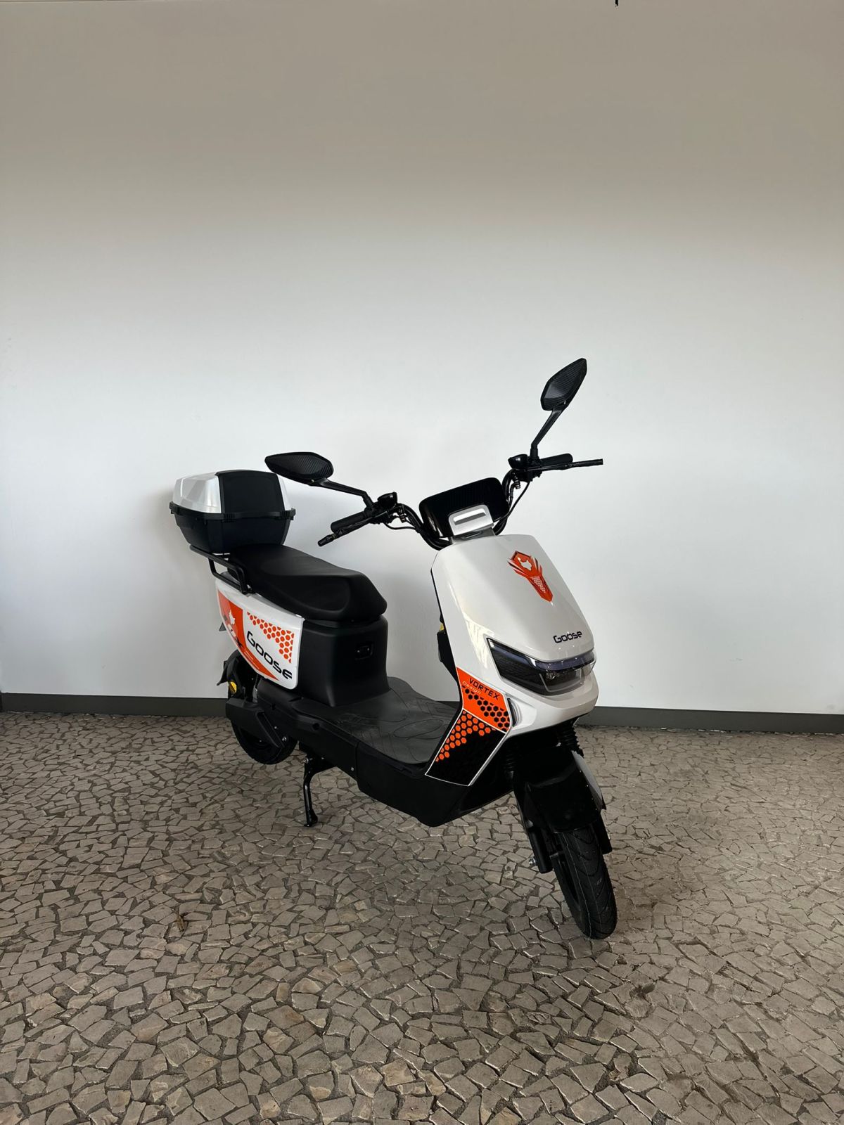 Thumbnail 4 - Vortex Goose Fox