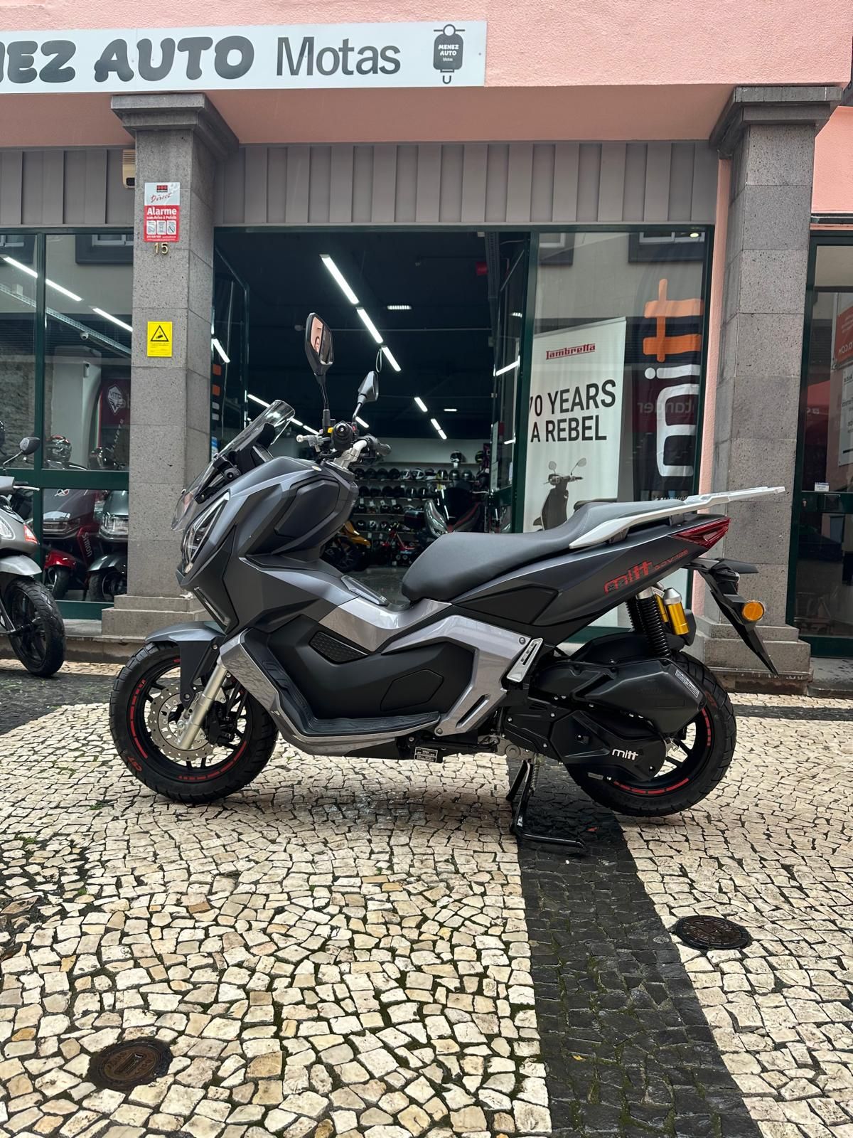 Thumbnail 9 - Mitt 125 ADV