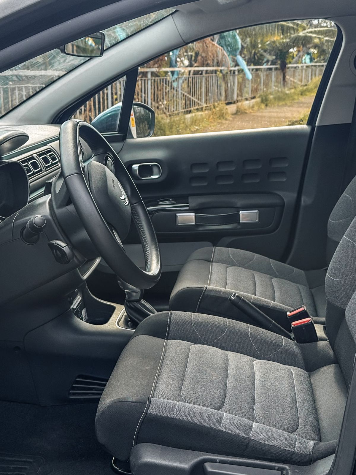 Thumbnail 6 - Citroen C3