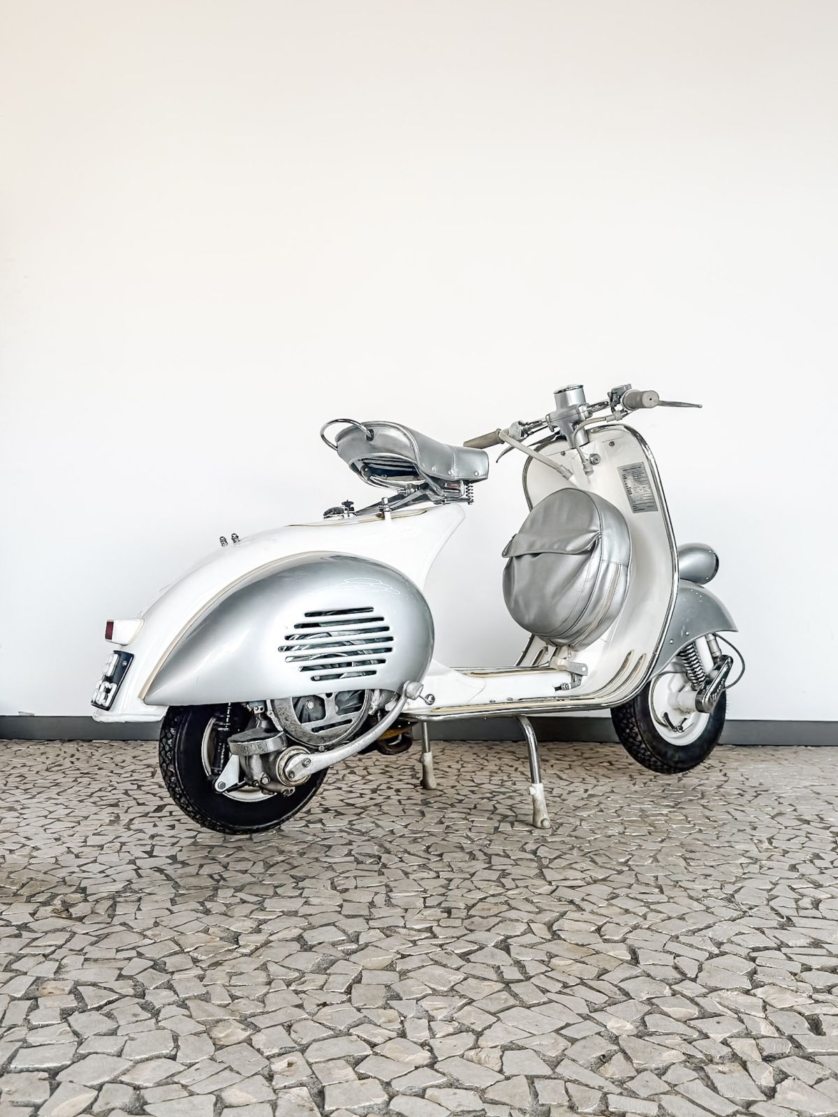 Thumbnail 14 - Vespa ACMA 150