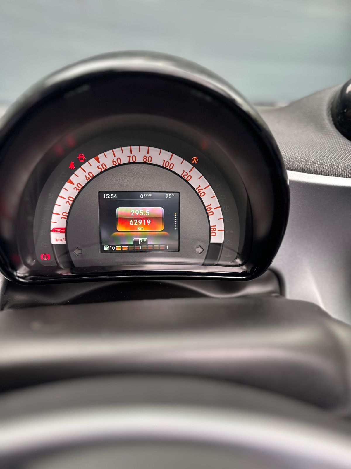 Thumbnail 6 - Smart Fortwo