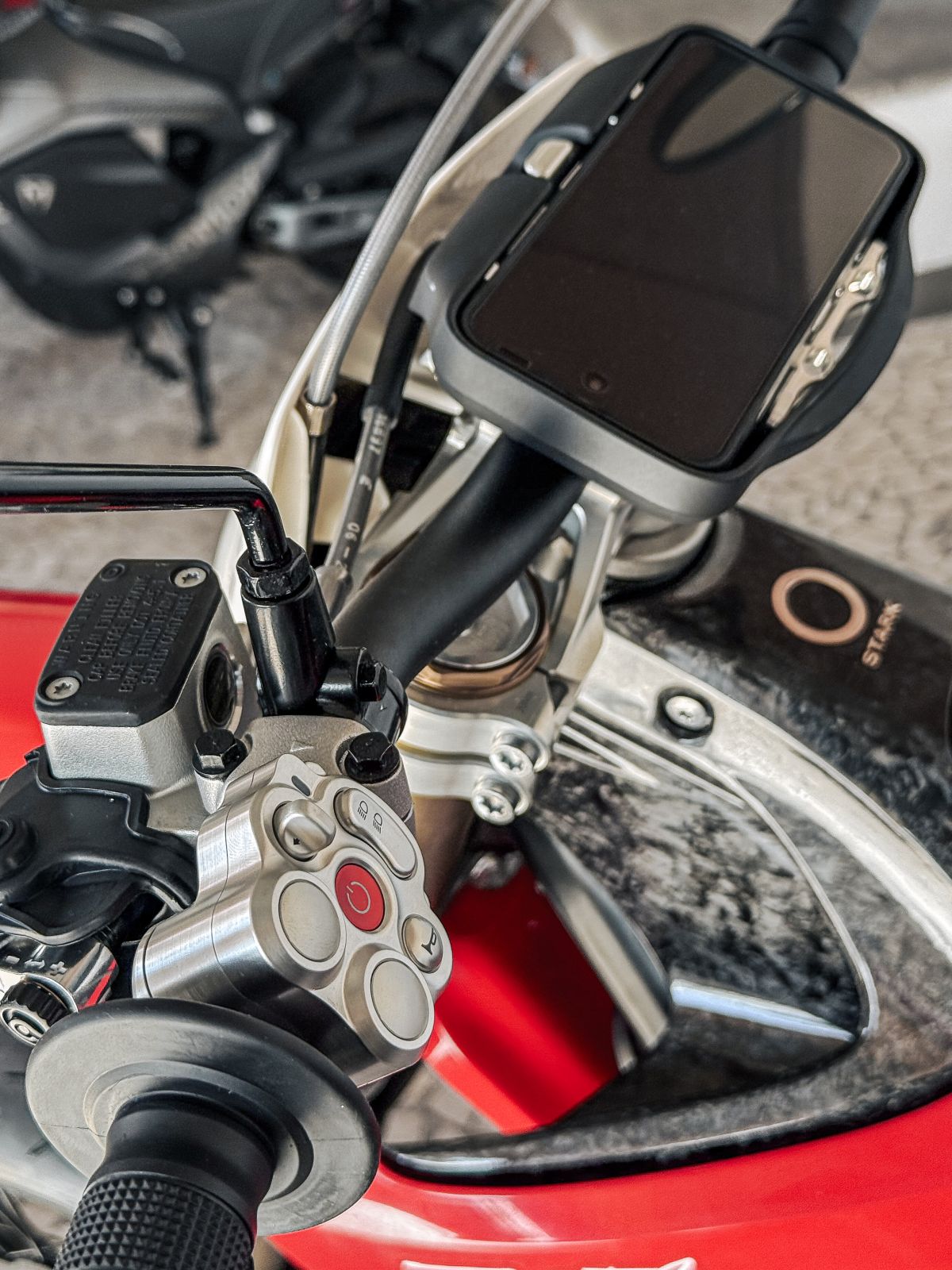 Thumbnail 8 - Stark SM