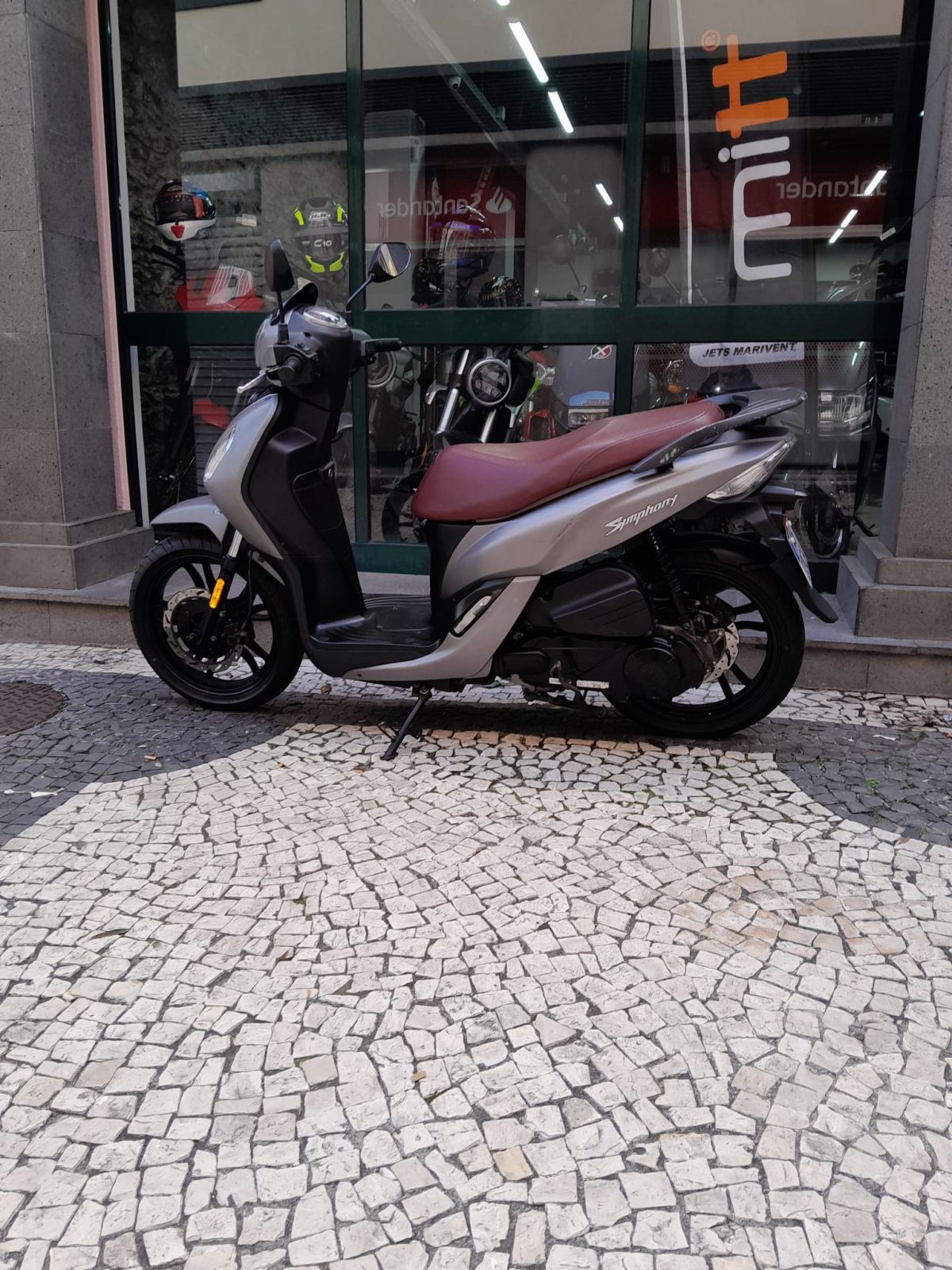 Thumbnail 8 - Sym Symphony