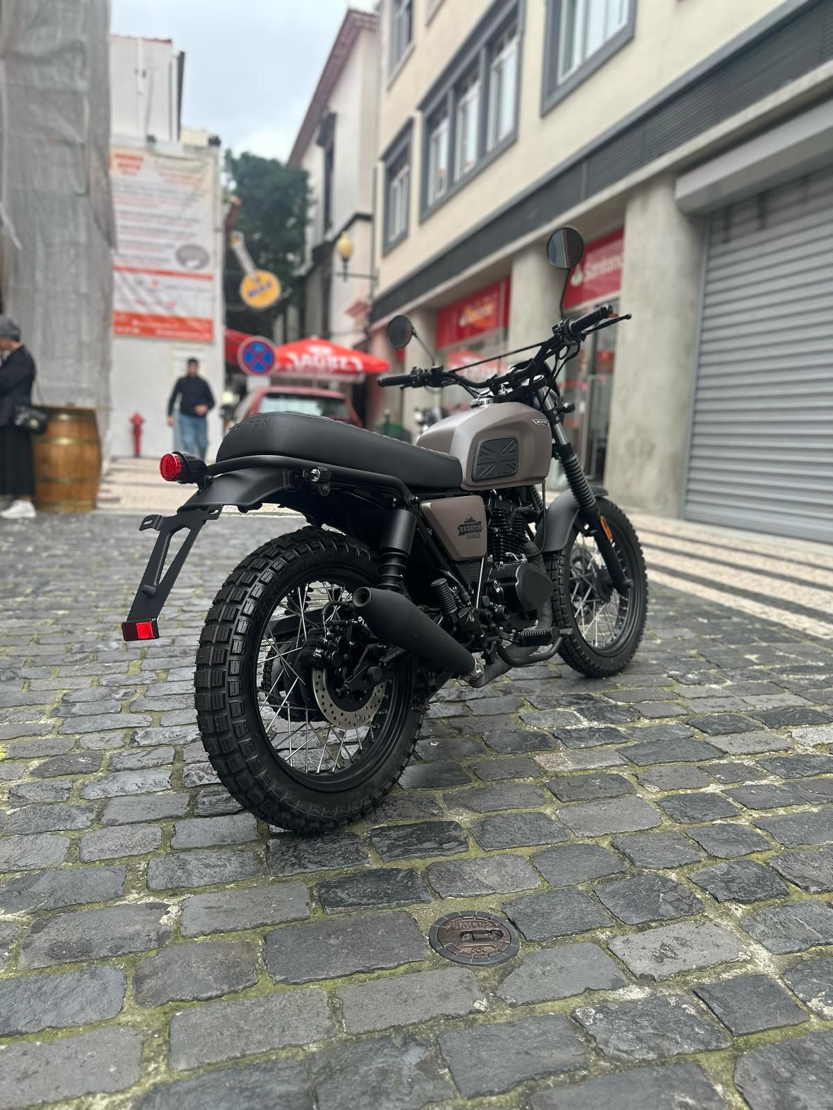 Thumbnail 2 - Brixton Felsberg 125