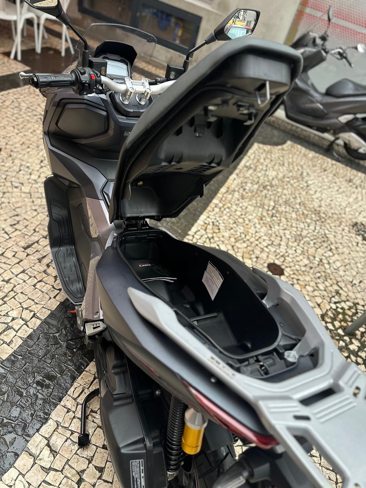 Thumbnail 4 - Mitt 125 ADV