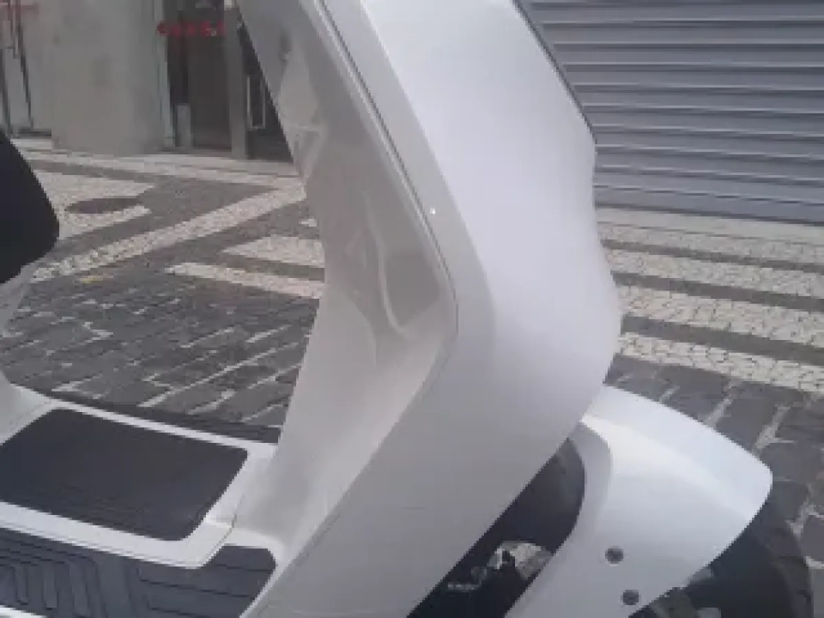 Thumbnail 2 - Yadea C1S PRO