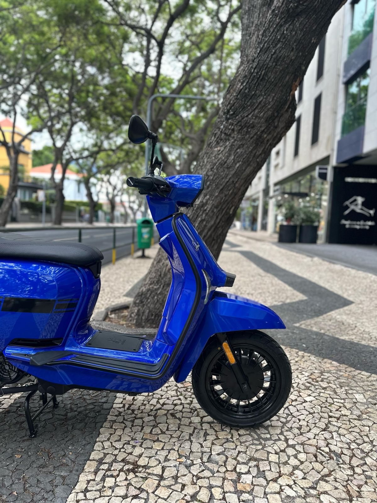 Thumbnail 2 - Lambretta V125 Special