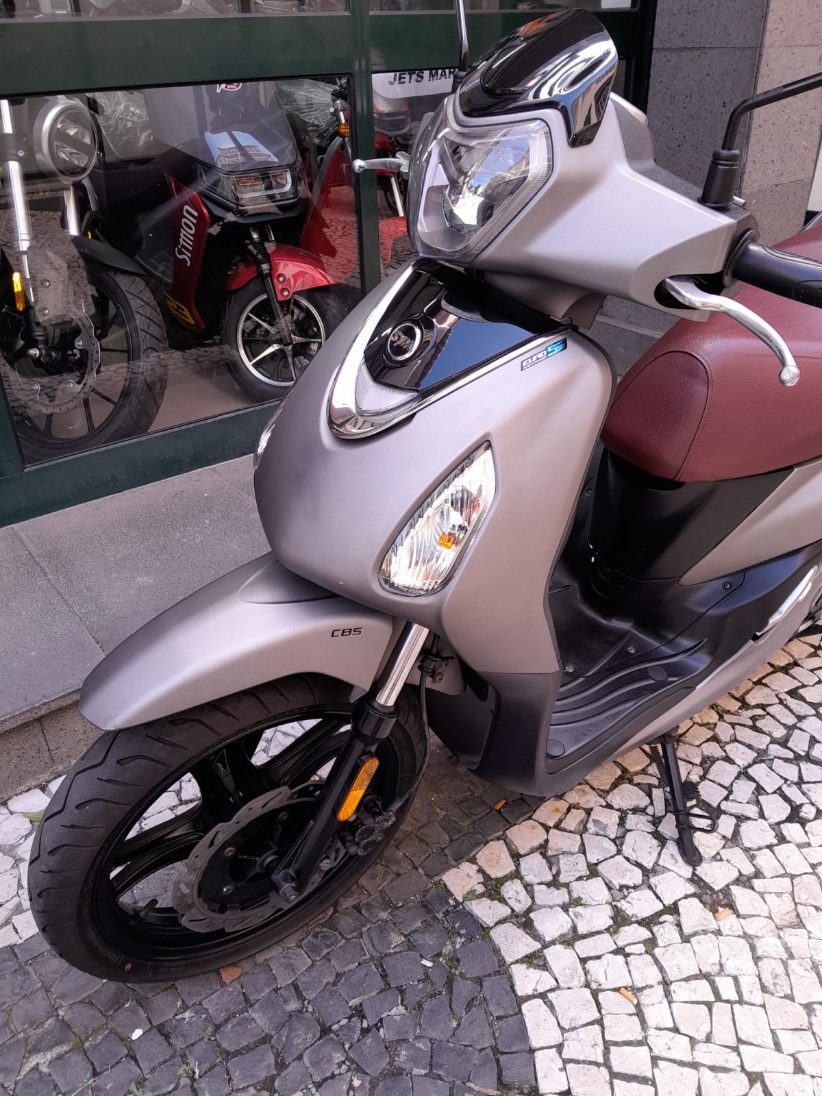 Thumbnail 7 - Sym Symphony