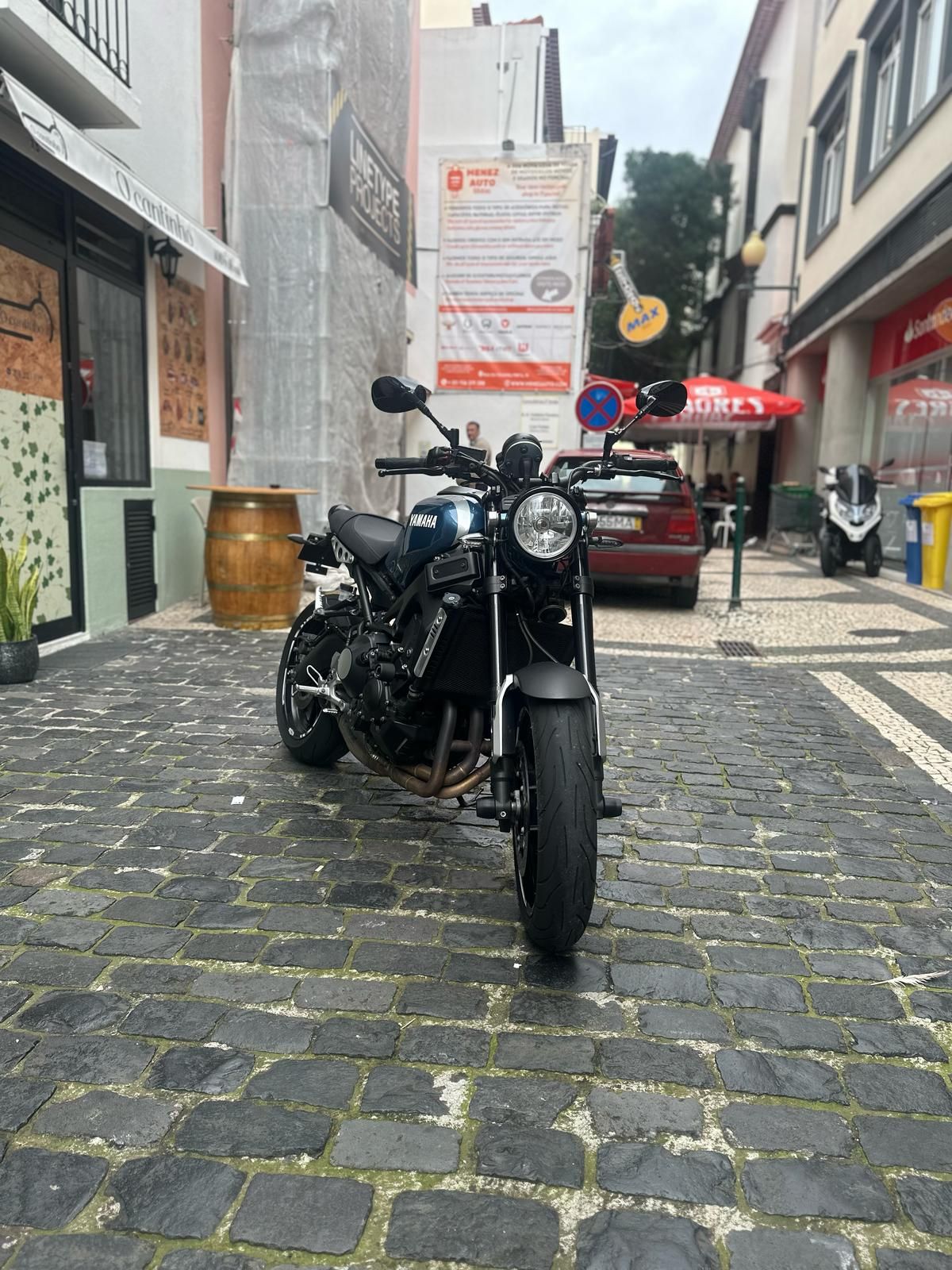 Thumbnail 11 - Yamaha XSR 900