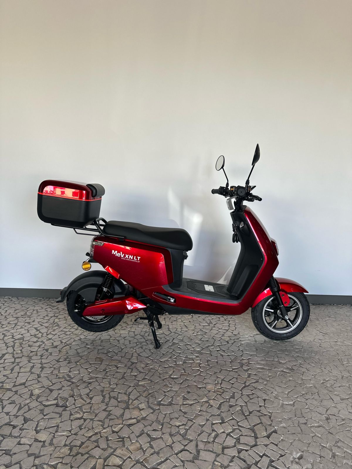 Thumbnail 8 - MeV XN LT