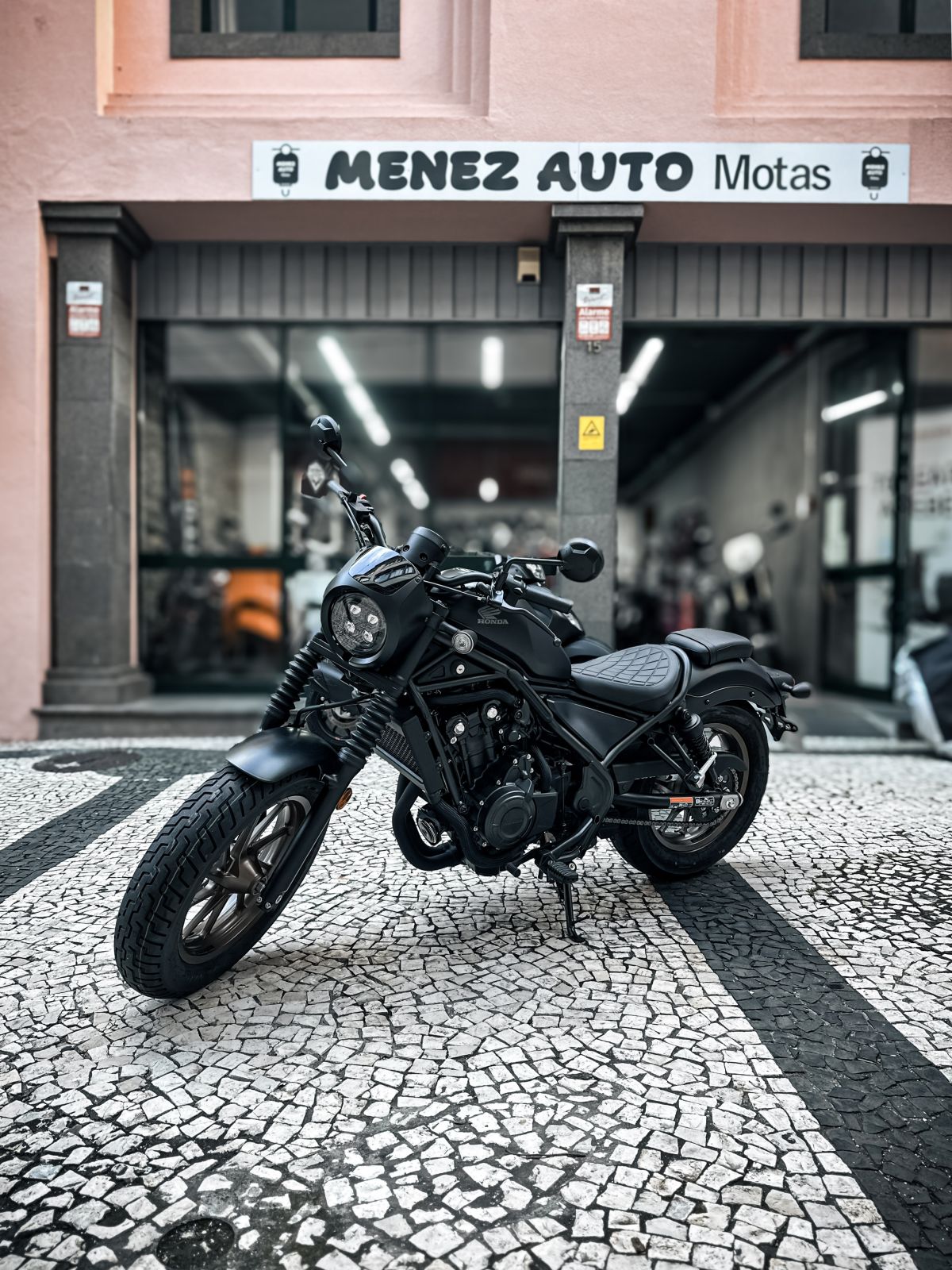 Thumbnail 2 - Honda CMX500 Rebel Special Edition