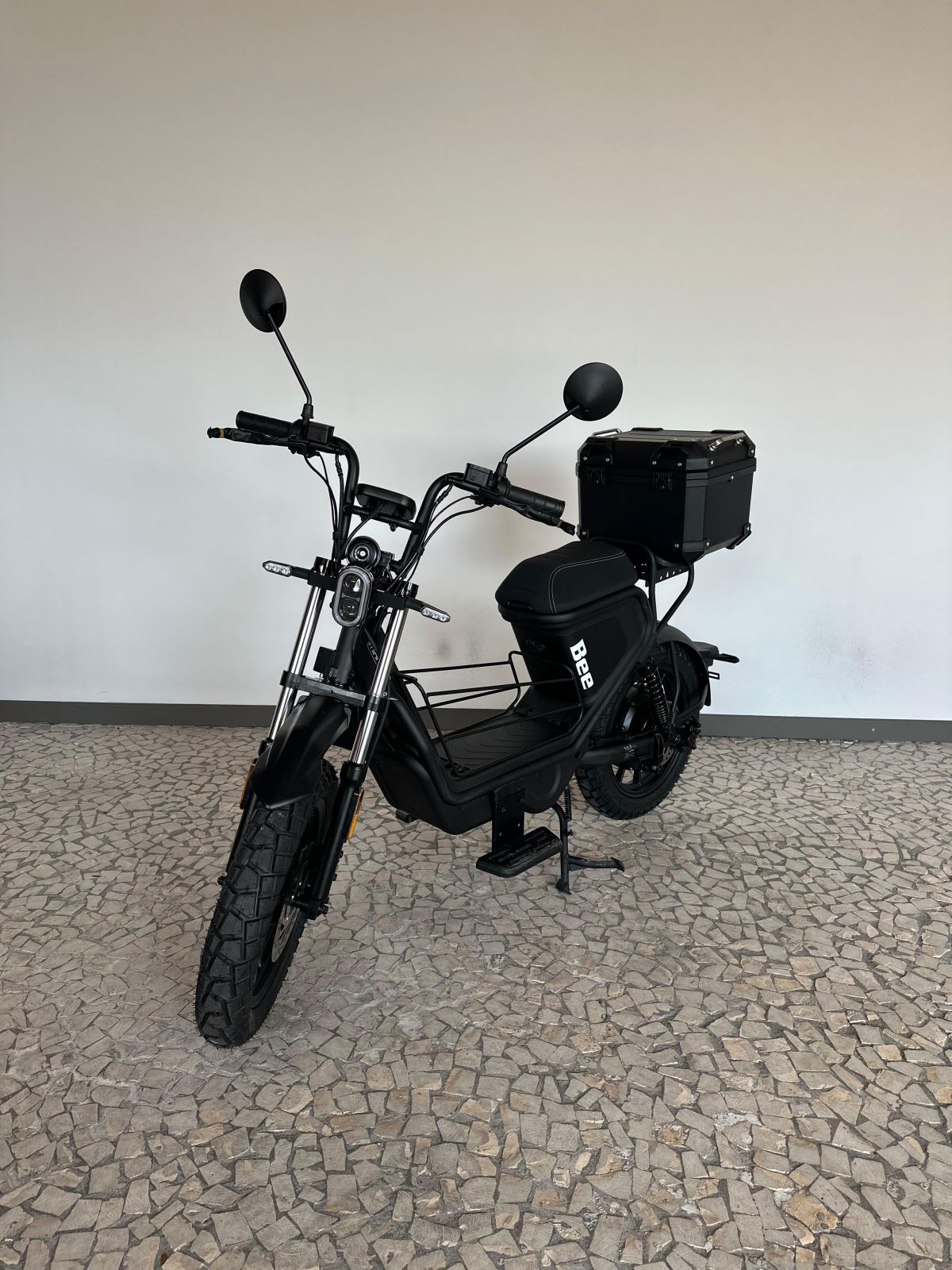 Thumbnail 2 - BEE Mini Trail